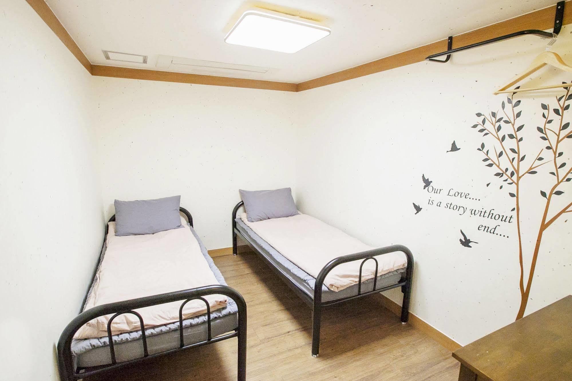 סיאול The Blossom Yeonnam Guesthouse מראה חיצוני תמונה