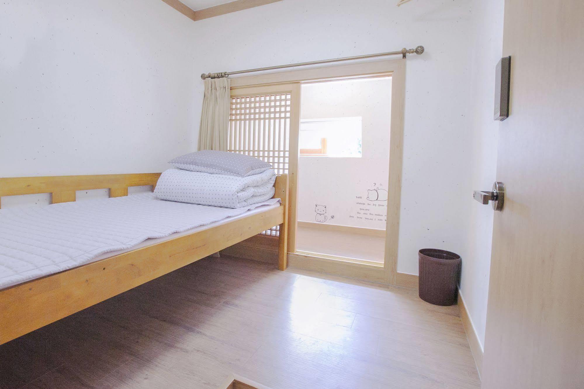 סיאול The Blossom Yeonnam Guesthouse מראה חיצוני תמונה