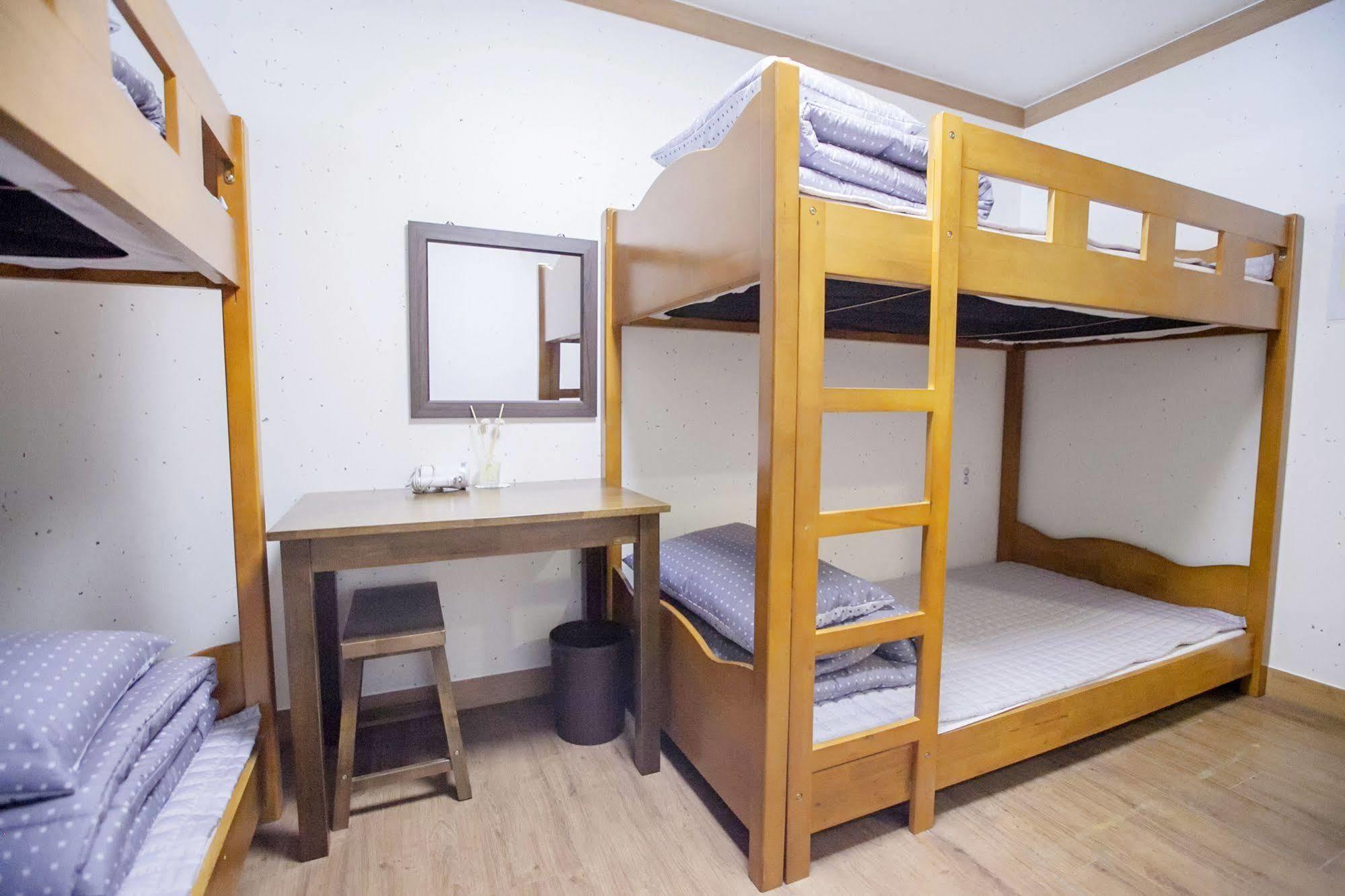 סיאול The Blossom Yeonnam Guesthouse מראה חיצוני תמונה
